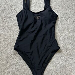 NWT black woman’s swimsuit small